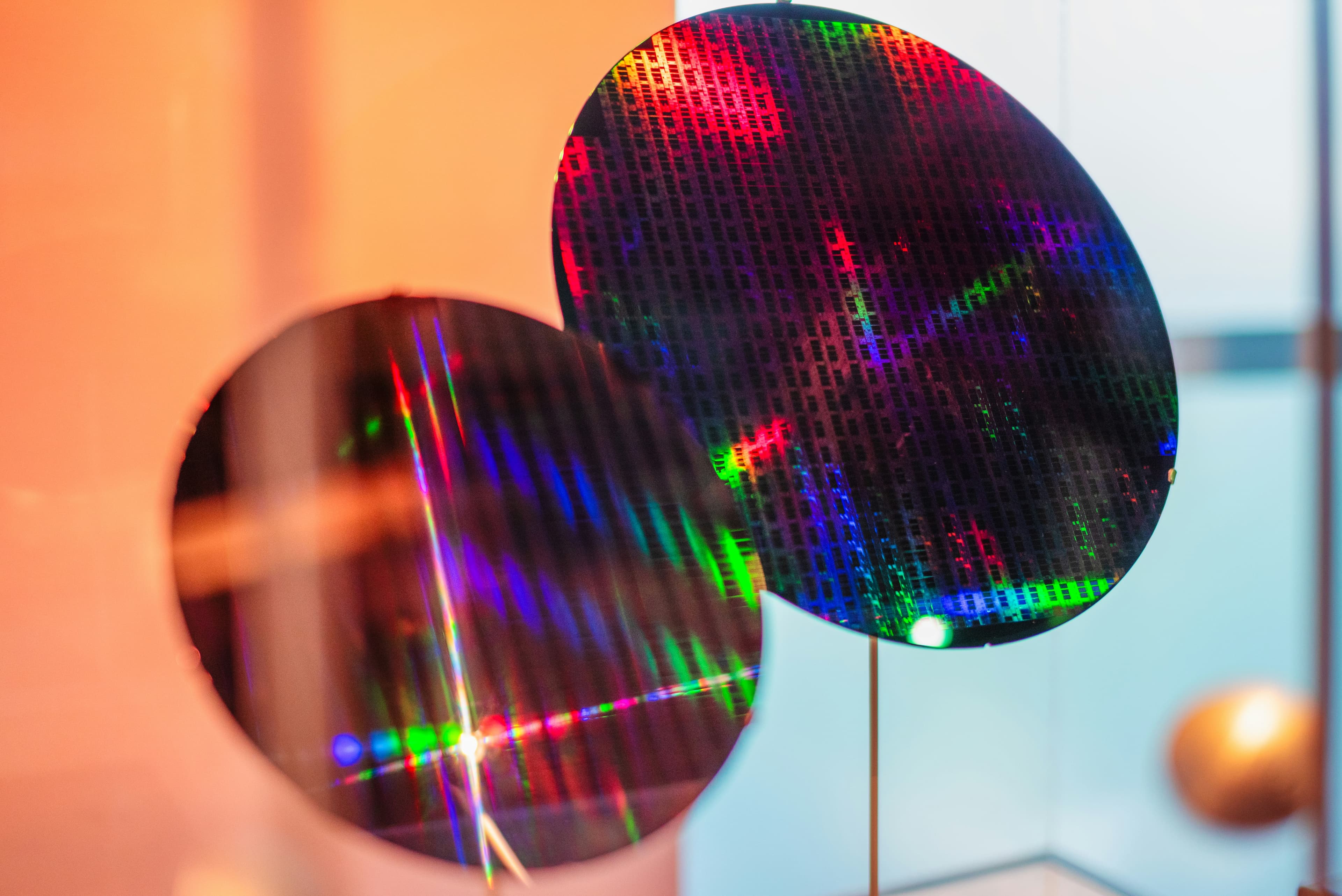 Semiconductor wafers representing BAW filter technology choices